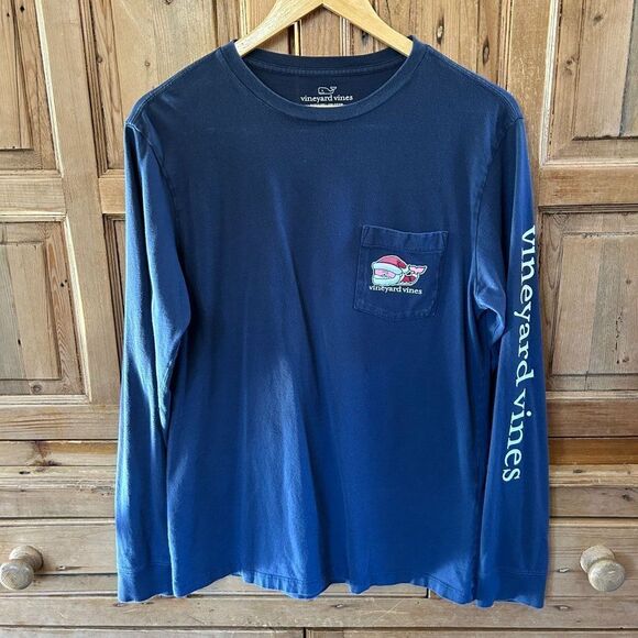 Men's Vineyard Vines Small Merry Christmas Shirt Long Sleeve Navy Santa Whale‎ - Picture 2 of 10